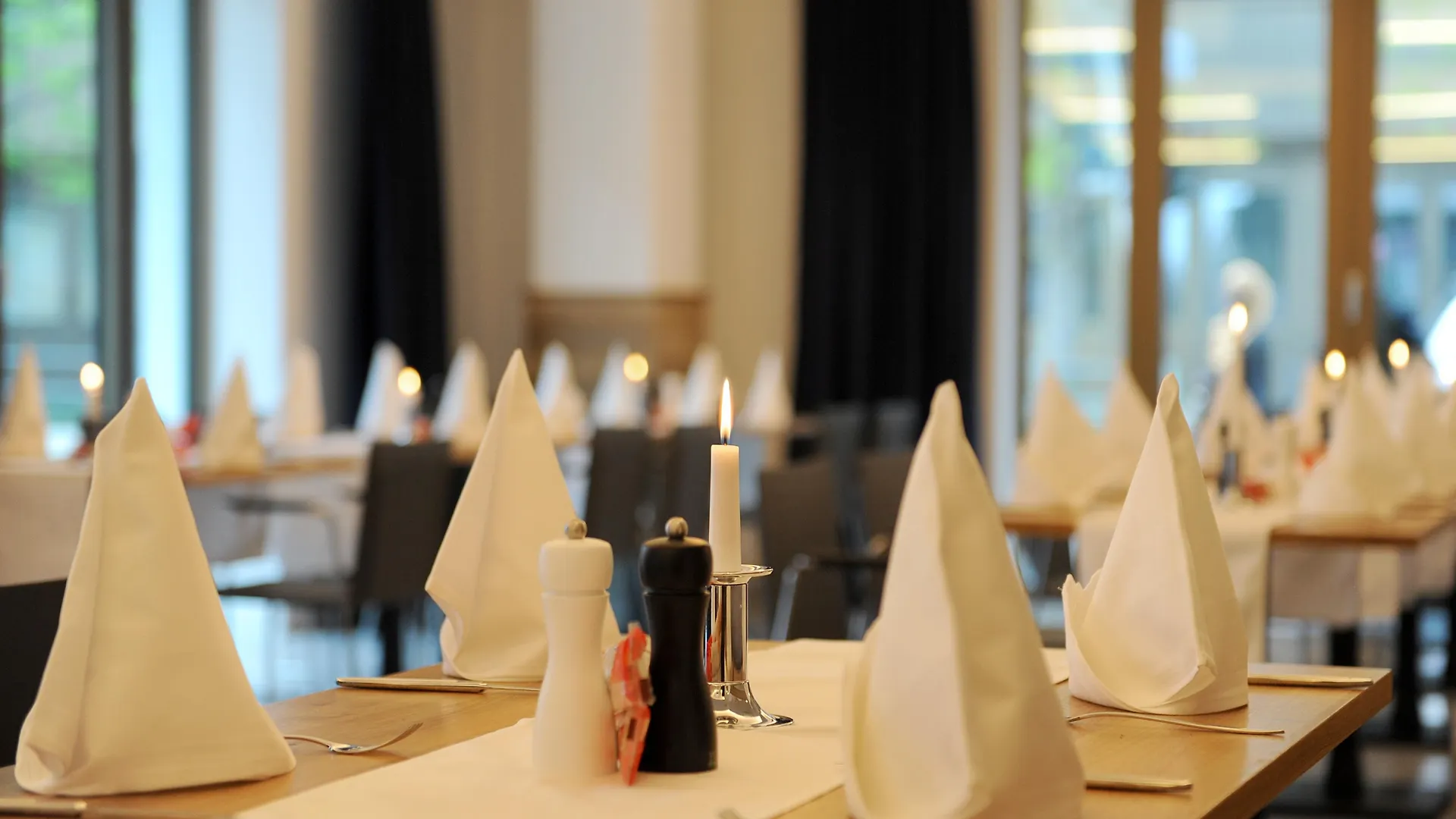 Bayer 89 VI Vadi Hotel Múnich Alemania